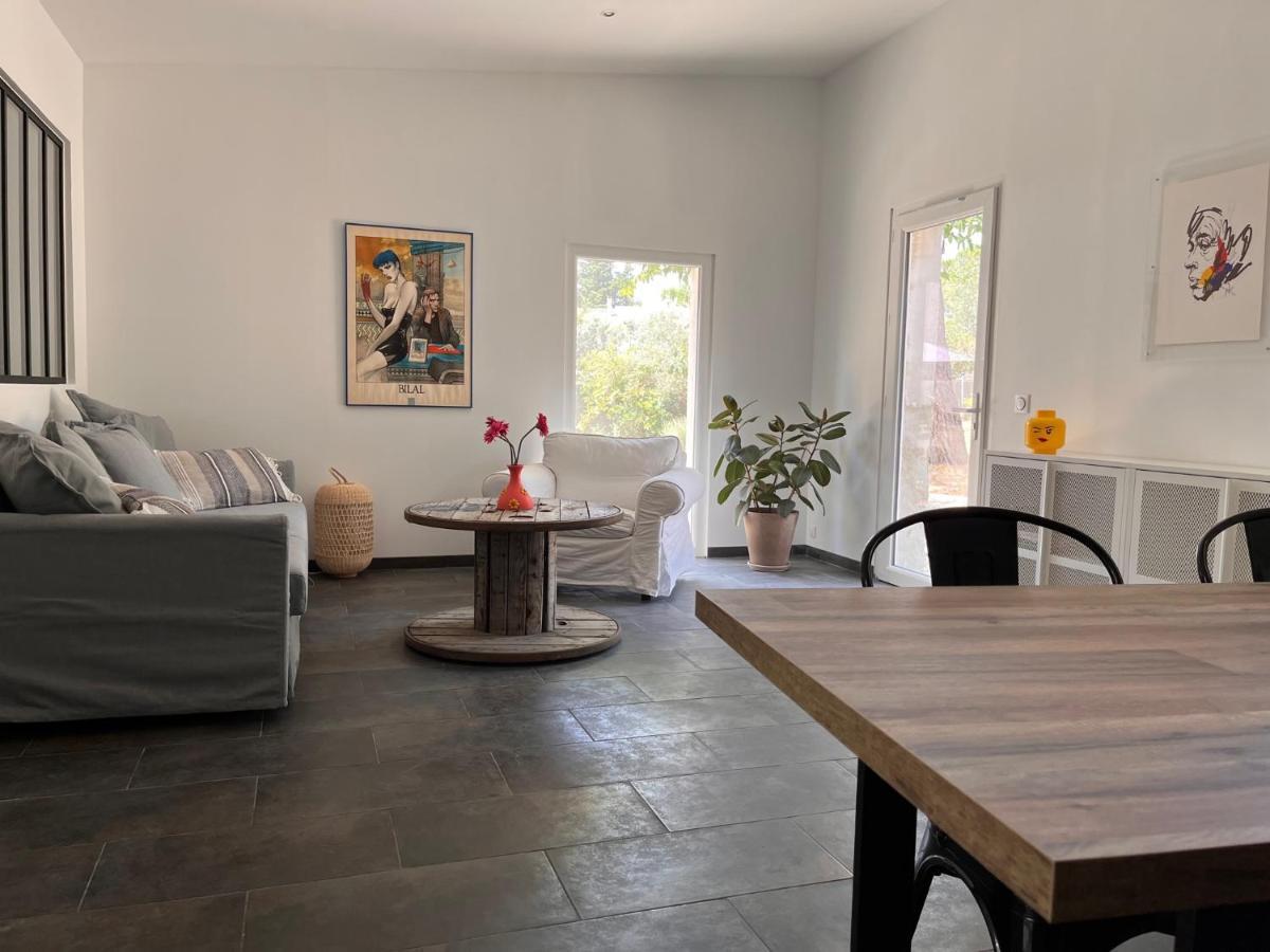 Maisonnette Independante Avec Jardin/Patio Ним Экстерьер фото