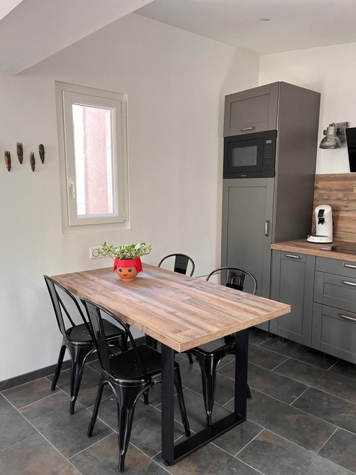 Maisonnette Independante Avec Jardin/Patio Ним Экстерьер фото